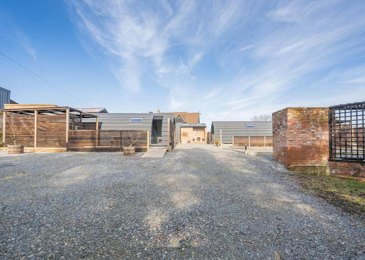 فندق Hill Farm Retreat Wangford المظهر الخارجي الصورة